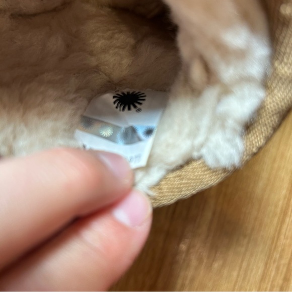 Ugg Shorty Calf Hair Leopard Print Mini Boots - Picture 11 of 13